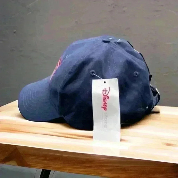 Disney Store NWT youth adjustable Mickey Salutes America baseball cap. - Picture 2 of 3